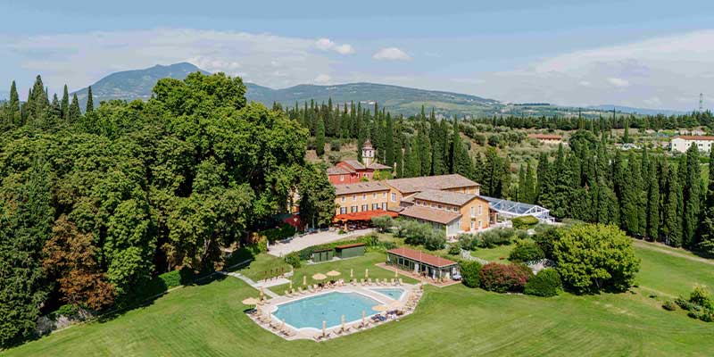A-Four-Day-Celebration-at-Villa-Cordevigo-for-1